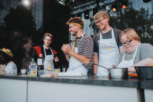 Battle of Communities